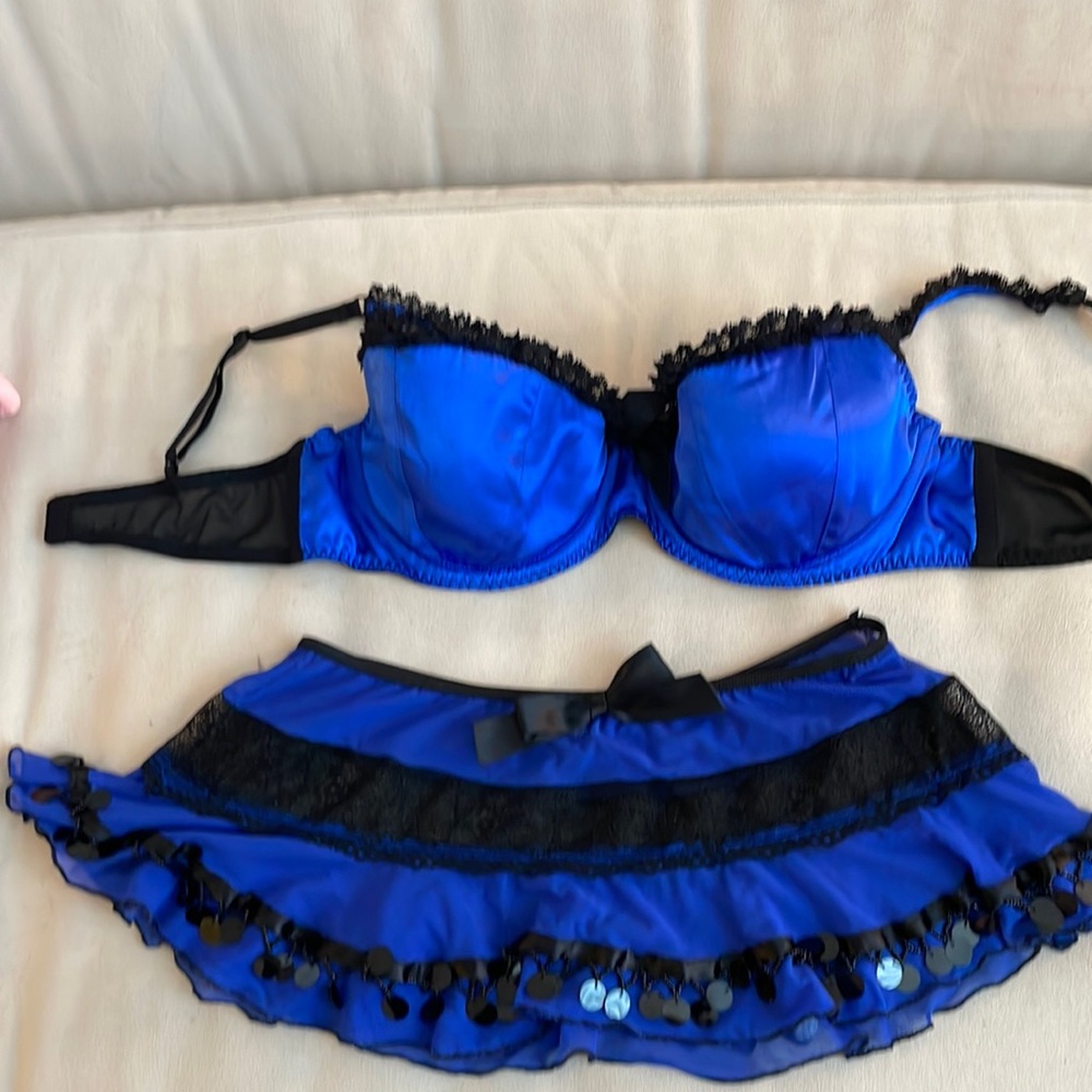 Lingerie’ two peace set ! Gently used